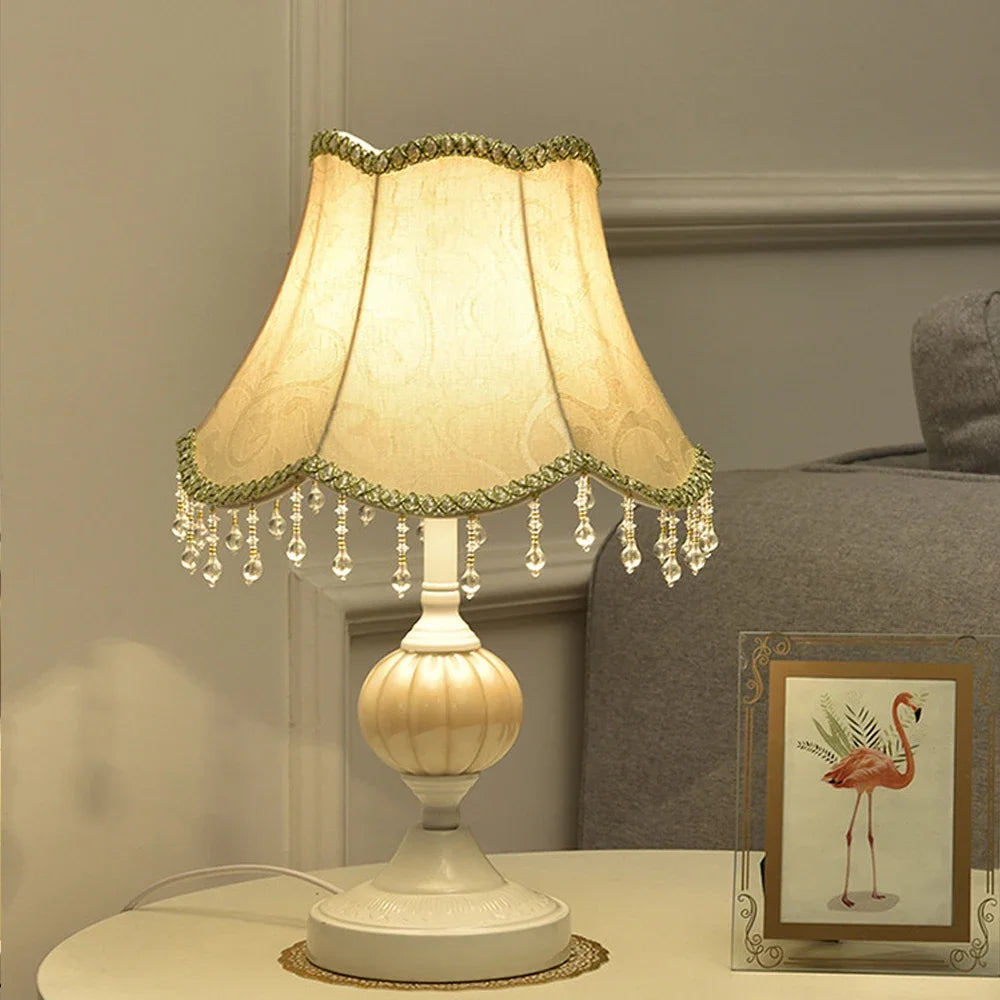 European Style Table Lamp Bedroom Bedside Lamp Touch Simple Modern Romantic Creative Retro Home Bedside Table Lamps Decor Light