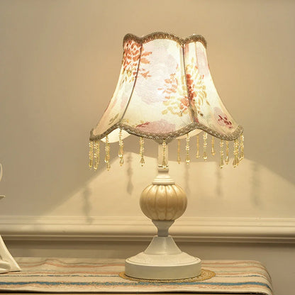 European Style Table Lamp Bedroom Bedside Lamp Touch Simple Modern Romantic Creative Retro Home Bedside Table Lamps Decor Light