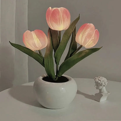 Tulip Table Lamp LED Bedside Lamp Simulation Flower Bouquet Bedroom Bedside Romantic Atmosphere Birthday Gift Home Decoration
