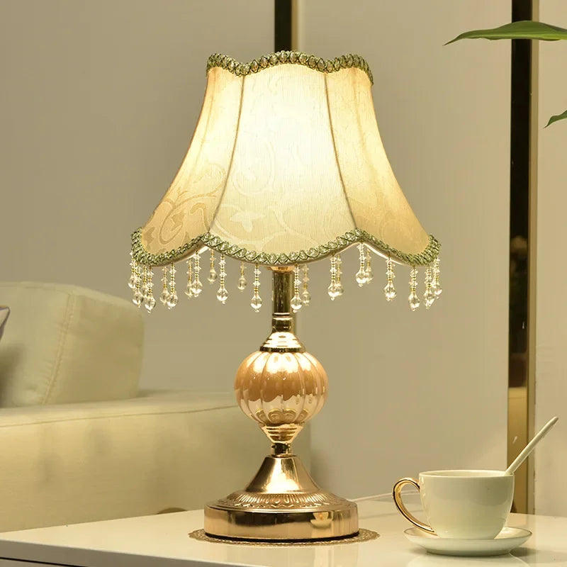 European Style Table Lamp Bedroom Bedside Lamp Touch Simple Modern Romantic Creative Retro Home Bedside Table Lamps Decor Light